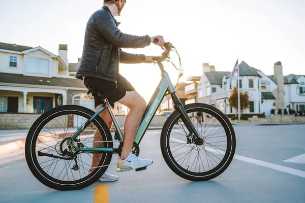 Beyond the Commute: A Practical Guide to Choosing the Best Electric Bikes for Every Rider Cover