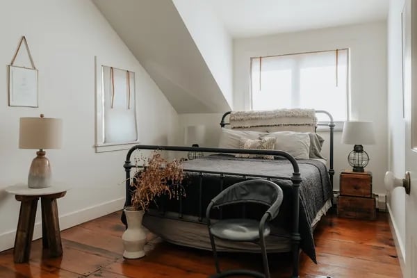 Best Adjustable Beds: A Practical Guide to Comfort, Technology, and Long-Term Value Cover